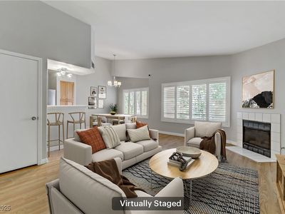 8450 Alta Dr UNIT 220, Las Vegas, NV, 89145