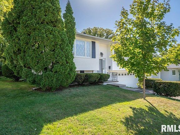 3rd image of 3381 Sunny Hill Dr