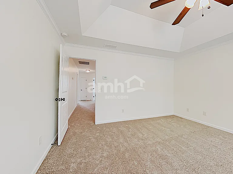 406 Sheila Way — Photo 9