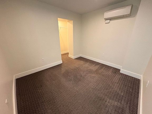 4th image of 31 S Duke St APT 6