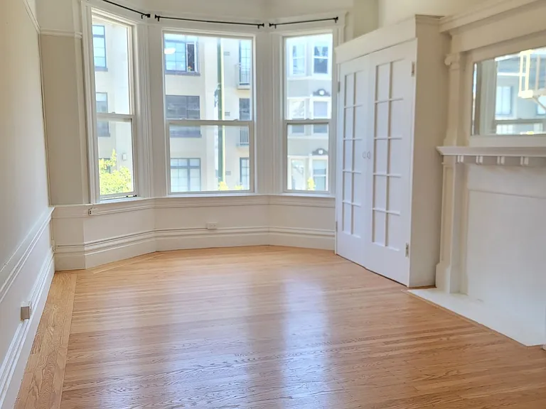 1726 Washington St #1726 — Photo 6