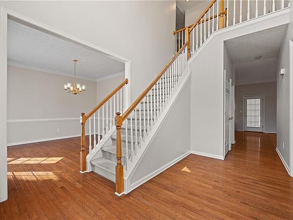 4th image of 231 Beechwood Ln