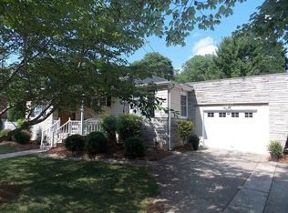 2304 Fairfield Ave, Greensboro, NC 27408