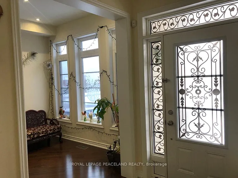 11 Mowder Dr — Photo 3
