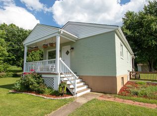 501 Hull St, Staunton, VA 24401