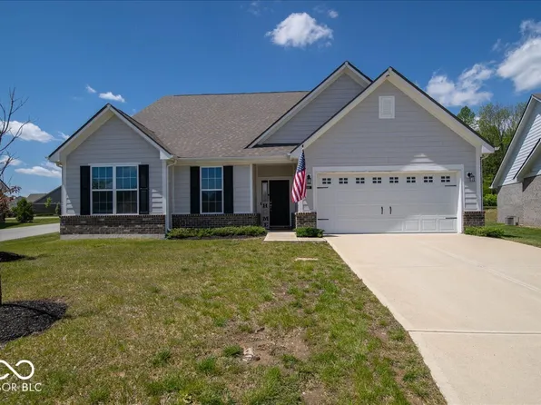 564 Lanai Ln, Greenwood, IN 46143