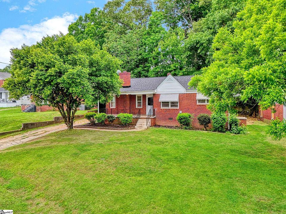 1st image of 605 Tindal Rd