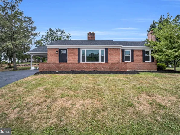 14381 Penn Dixie Ln, Greencastle, PA 17225