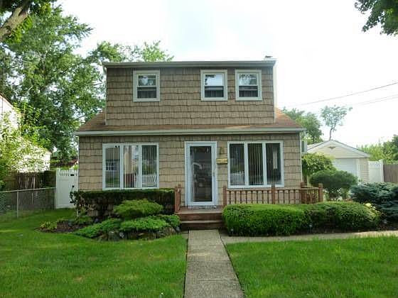1st image of 81 Cherubina Ln