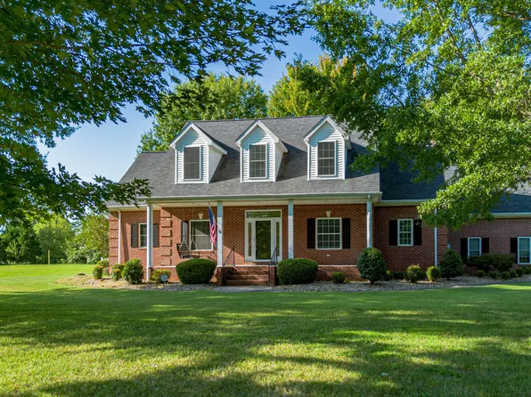 100 Fair Chase Dr, Paducah, KY 42001