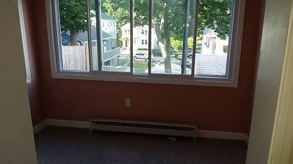2 bed, 700 sqft, $2,100 — Photo 4