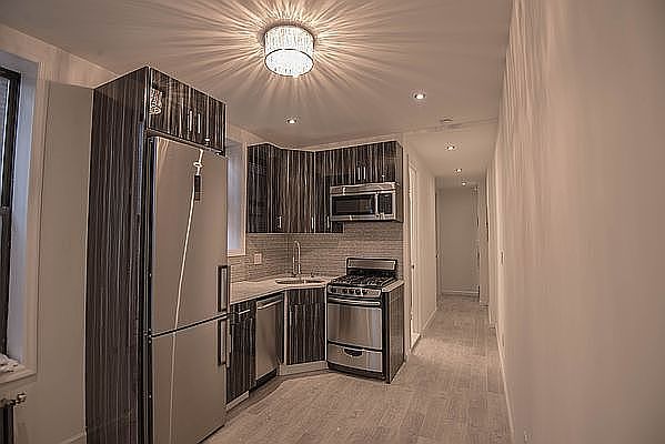 1st image of 620 E 6th St #2