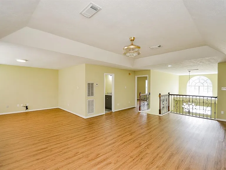 318 N Cypress Estates Cir — Photo 40
