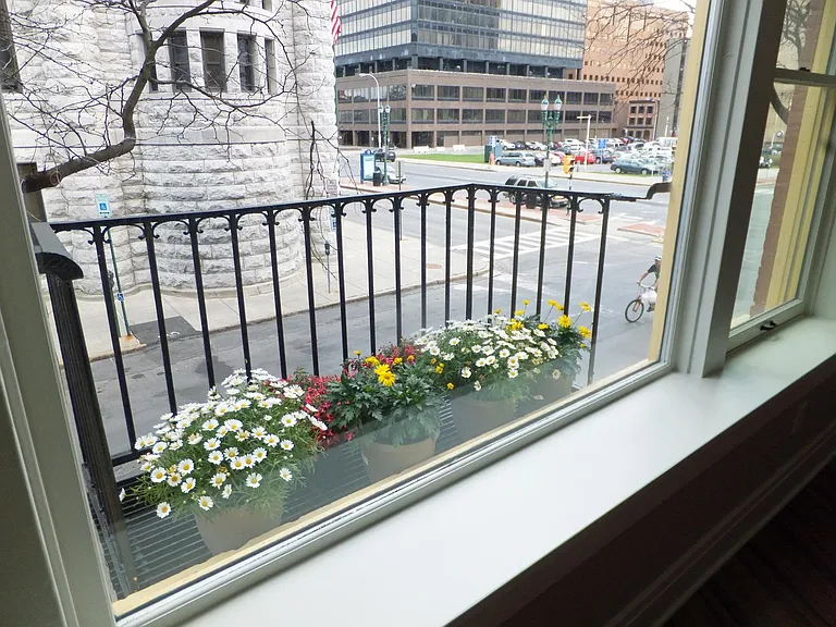 110 Montgomery St #202 — Photo 2