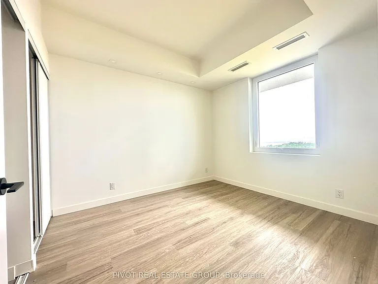 1050 Eastern Ave #1405 — Photo 16
