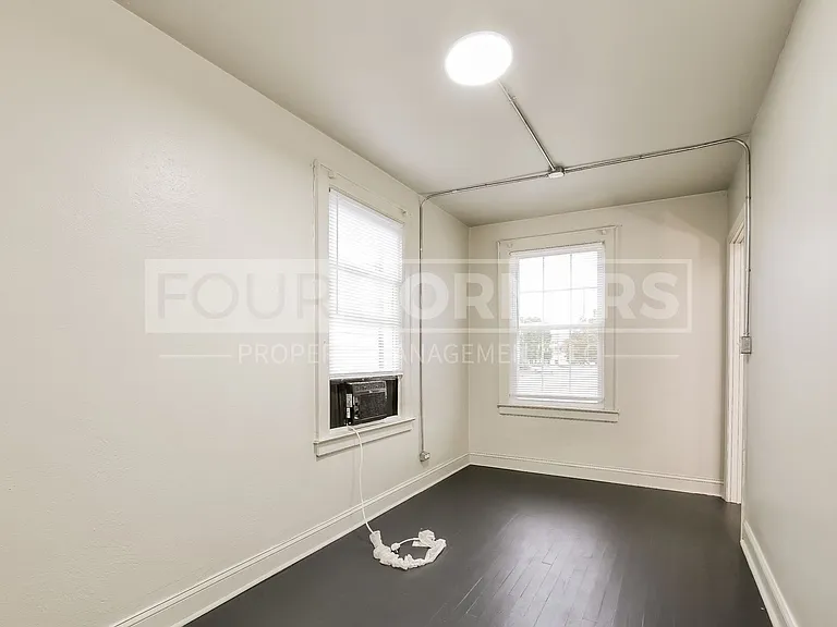 517 Willow Street — Photo 14