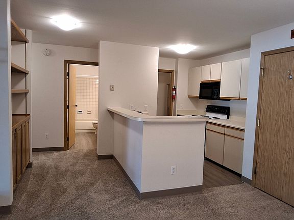 2nd image of 3550 W Dimond Blvd Unit 206