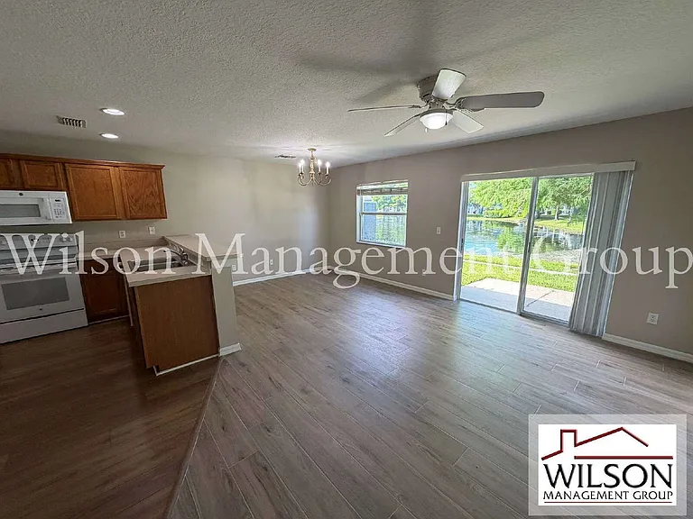 12664 Somerset Oaks St — Photo 4