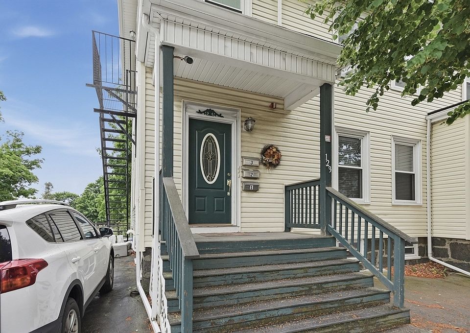 1st image of 123 Salem St Unit 3