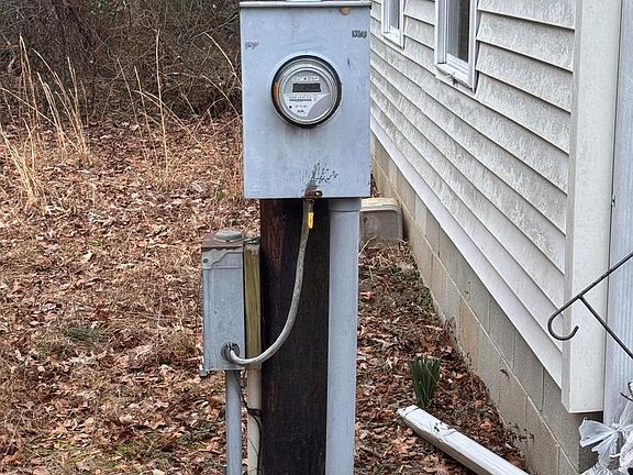 5th image of 14955 Adamsville Rd