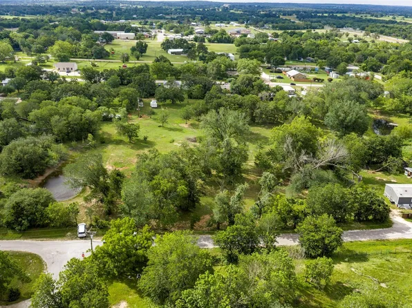 Belton St, Mc Dade, TX 78650