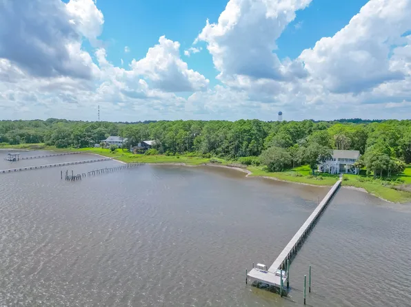 2606 Us Highway 98 E, Carrabelle, FL 32322