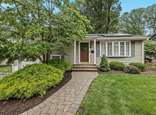 30 Longview Rd, Cedar Grove, NJ 07009