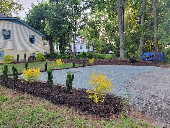 5th image of 1500 W Friendly Ave #5