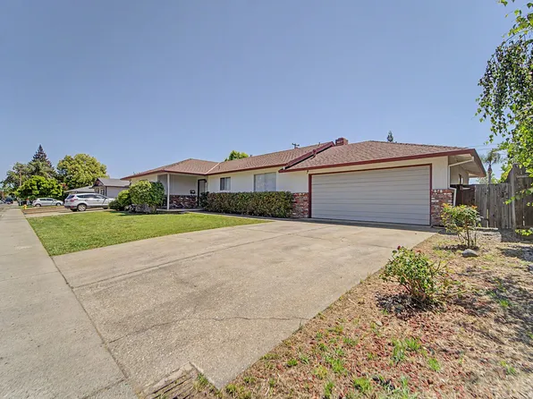 1450 Peach Tree Ln, Yuba City, CA 95993