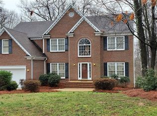 4404 Natural Lake Ct, Greensboro, NC 27410