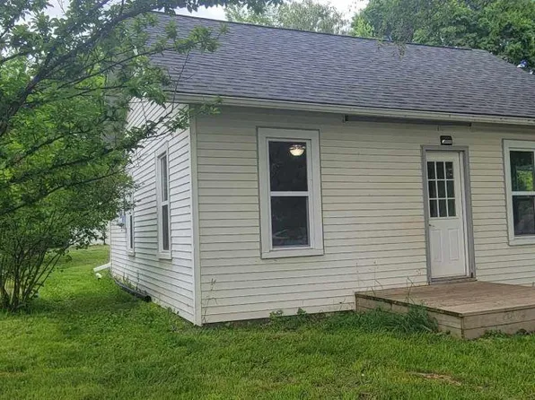 320 E Oak St, Cowgill, MO 64637