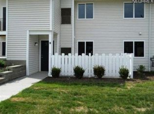8970 Portage Pointe Dr, Streetsboro, OH 44241