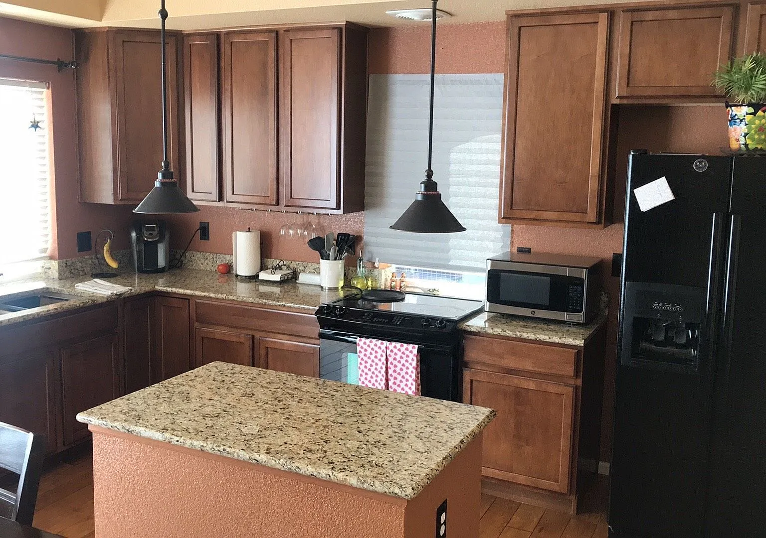 Beautiful Two-Story Home in Banning Lewis Ranch — Photo 4