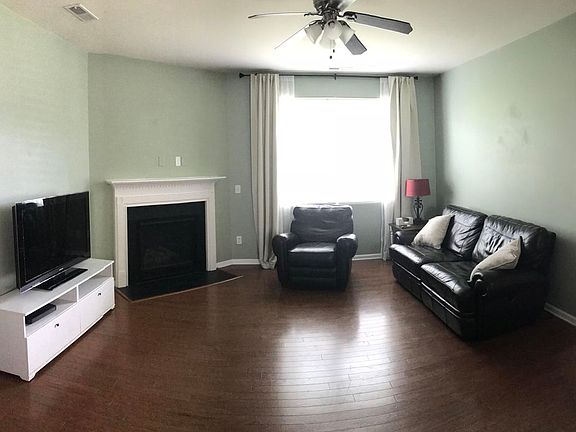 4th image of 357 Peters Creek Dr