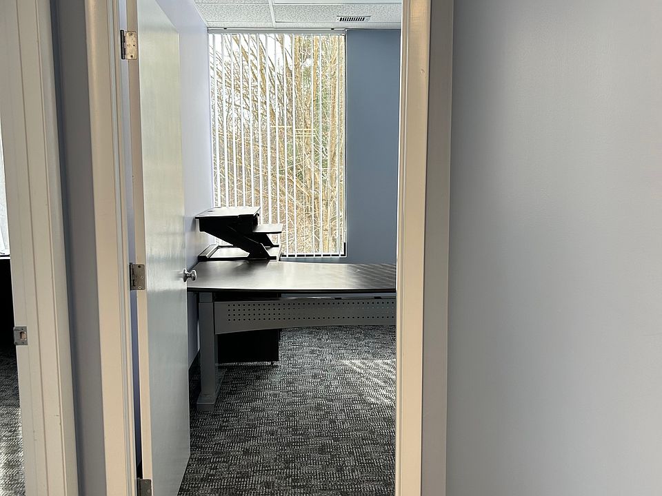 1st image of 100 Ledgewood Pl #201