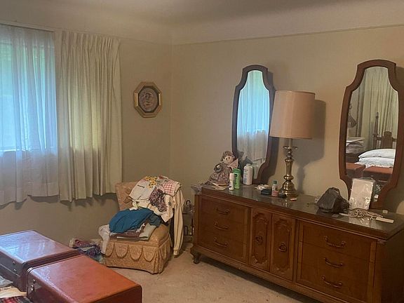 5th image of 29770 Woodland Dr