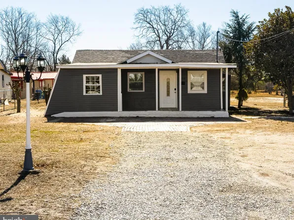 2099 W Oak Rd, Vineland, NJ 08360