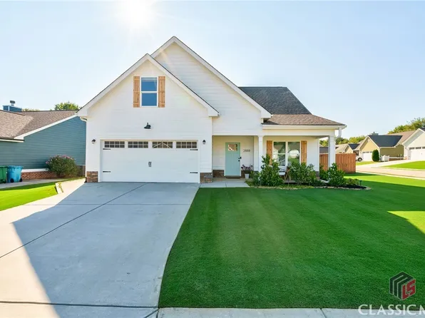 2888 Oak Springs Drive, Statham, GA 30666
