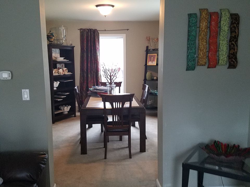 1st image of 98 N Welles Ave