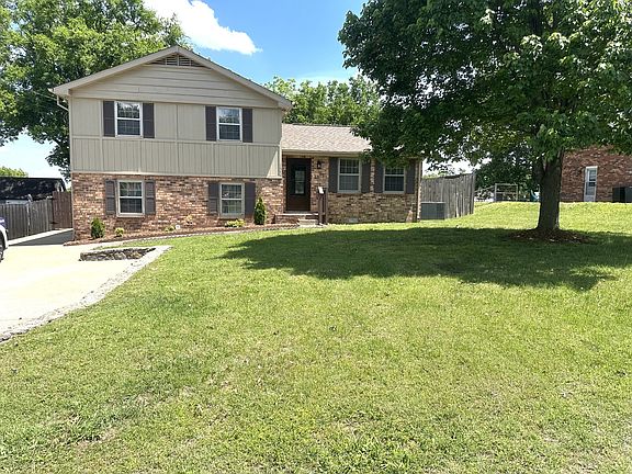 2nd image of 106 Overlook Dr