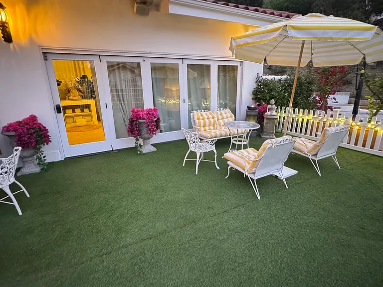 1423 Floresta Pl — Photo 17