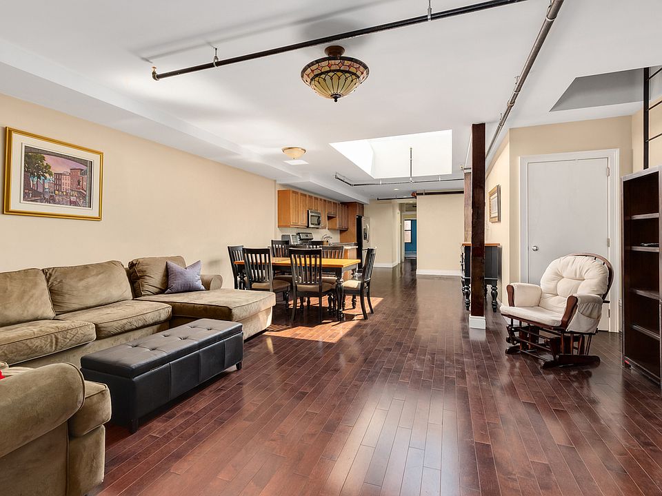 1st image of 128 W 18th St #3