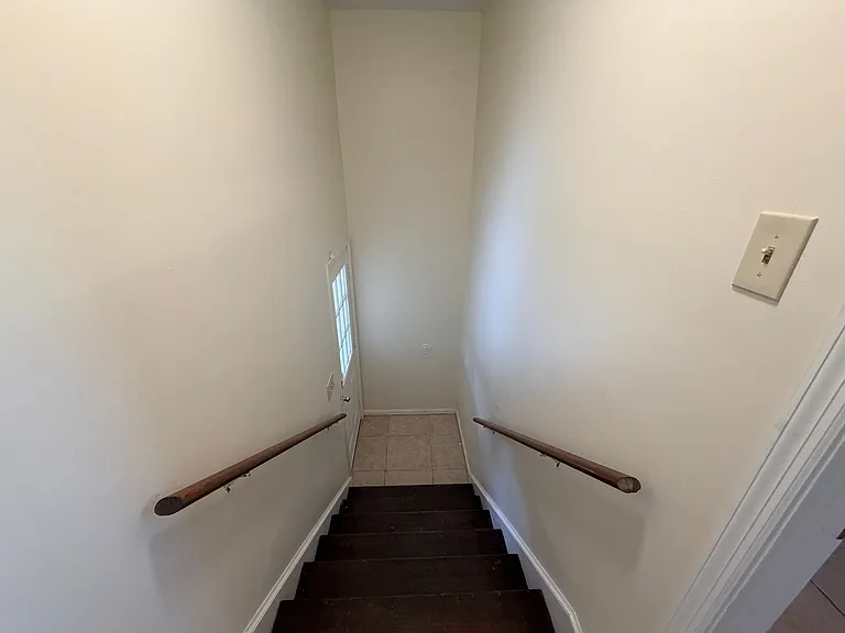 2124 Northwood Cir — Photo 13