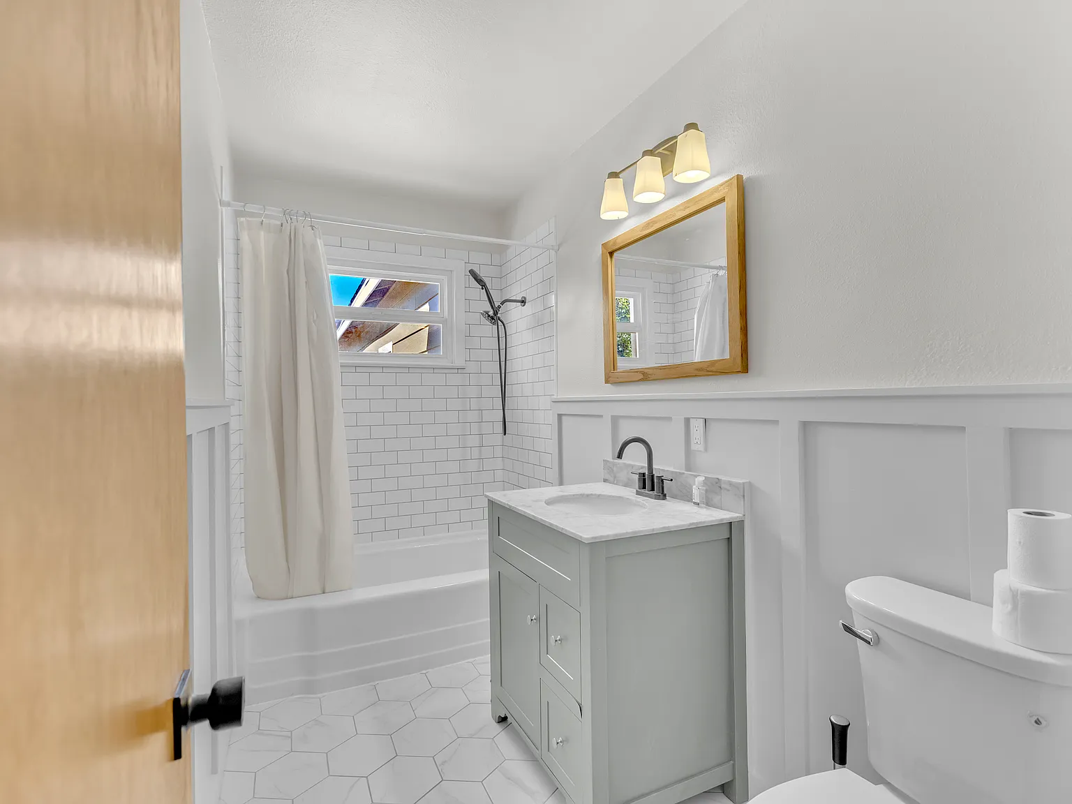1 bed, 1450 sqft, $1,450 — Photo 3
