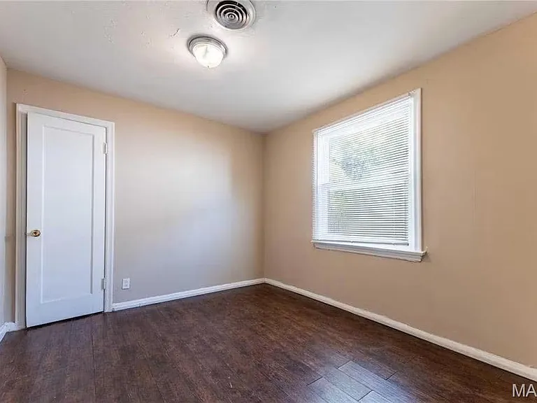 1215 San Jacinto Ct — Photo 4