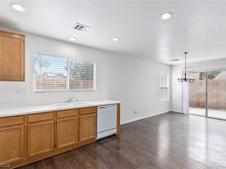 11932 Spurge Laurel St — Photo 9