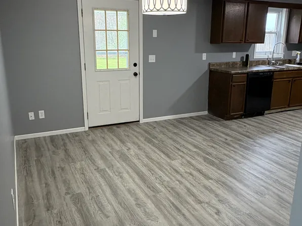 3562 Webb Rd, Ravenna, OH 44266