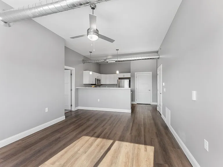 417 S 2nd Ave — Photo 27