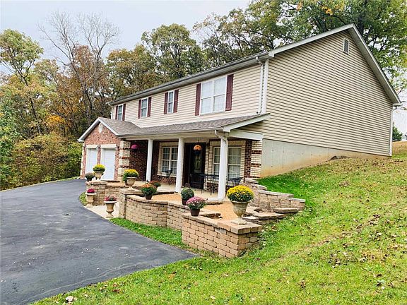 2nd image of 9656 Moonshine Dr