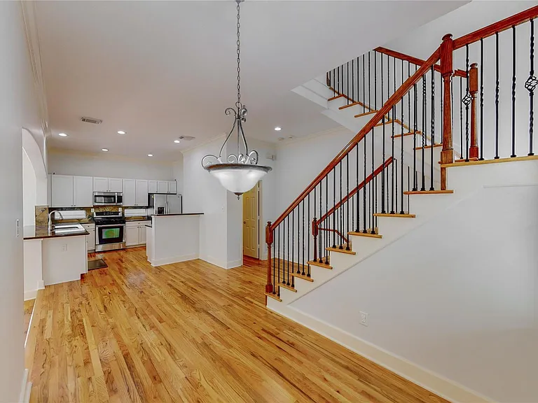 5843 Petty St #C — Photo 4